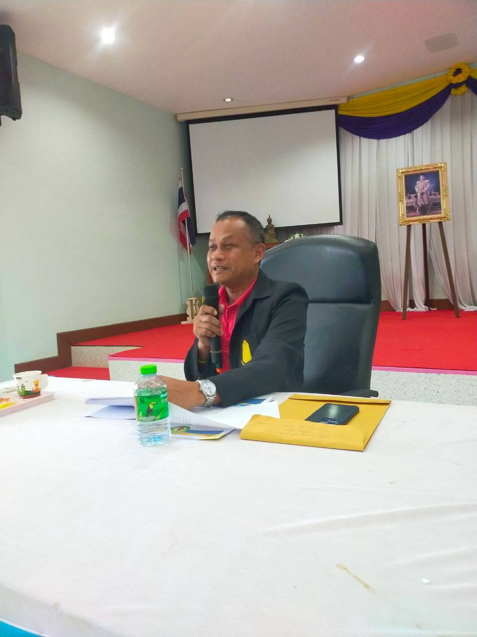 องค์การบริหารส่้วนตำบลหน้าเขา จัดประชุมพิจารณาร่างแผนการดำเนินงานองค์การบริหารส่วนตำบลหน้าเขา ประมาณปีงบประมาณ พ.ศ.2569