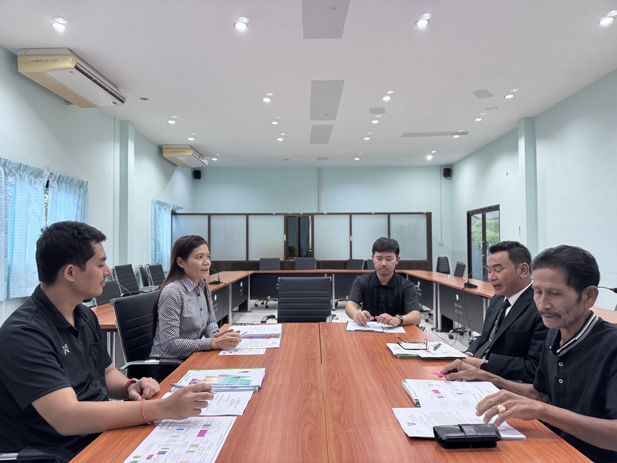 จัดประชุมคณะกรรมการการเลือกตั้งประจำองค์การบริหารส่วนตำบลหน้าเขา