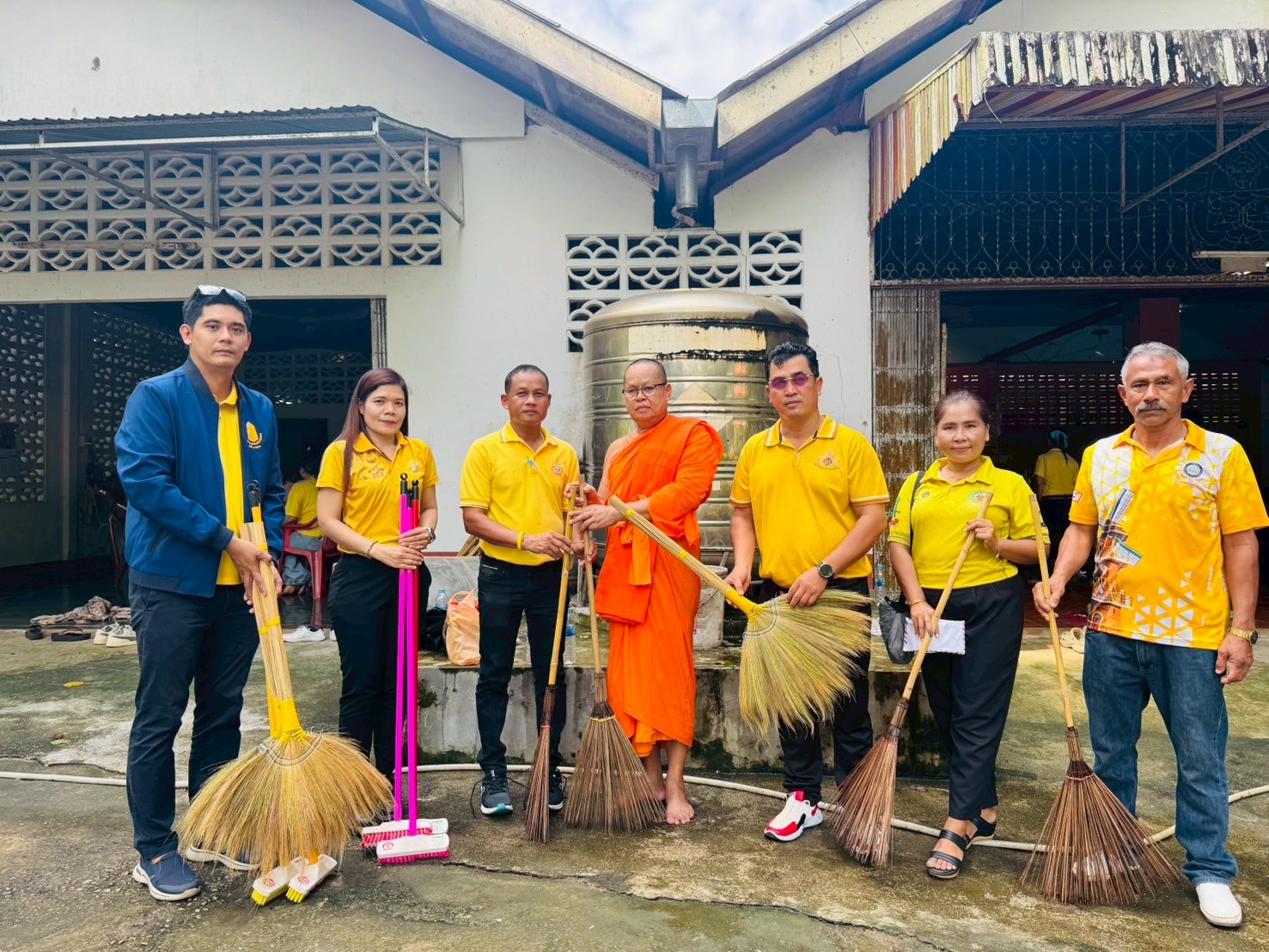โครงการอบรมคุณธรรมและจริยธรรมของพนักงานส่วนตำบลและสมาชิกสภาองค์การบริหารส่วนตำบลสังกัดองค์การบริหารส่วนตำบลหน้าเขา  ประจำปีงบประมาณ 2568