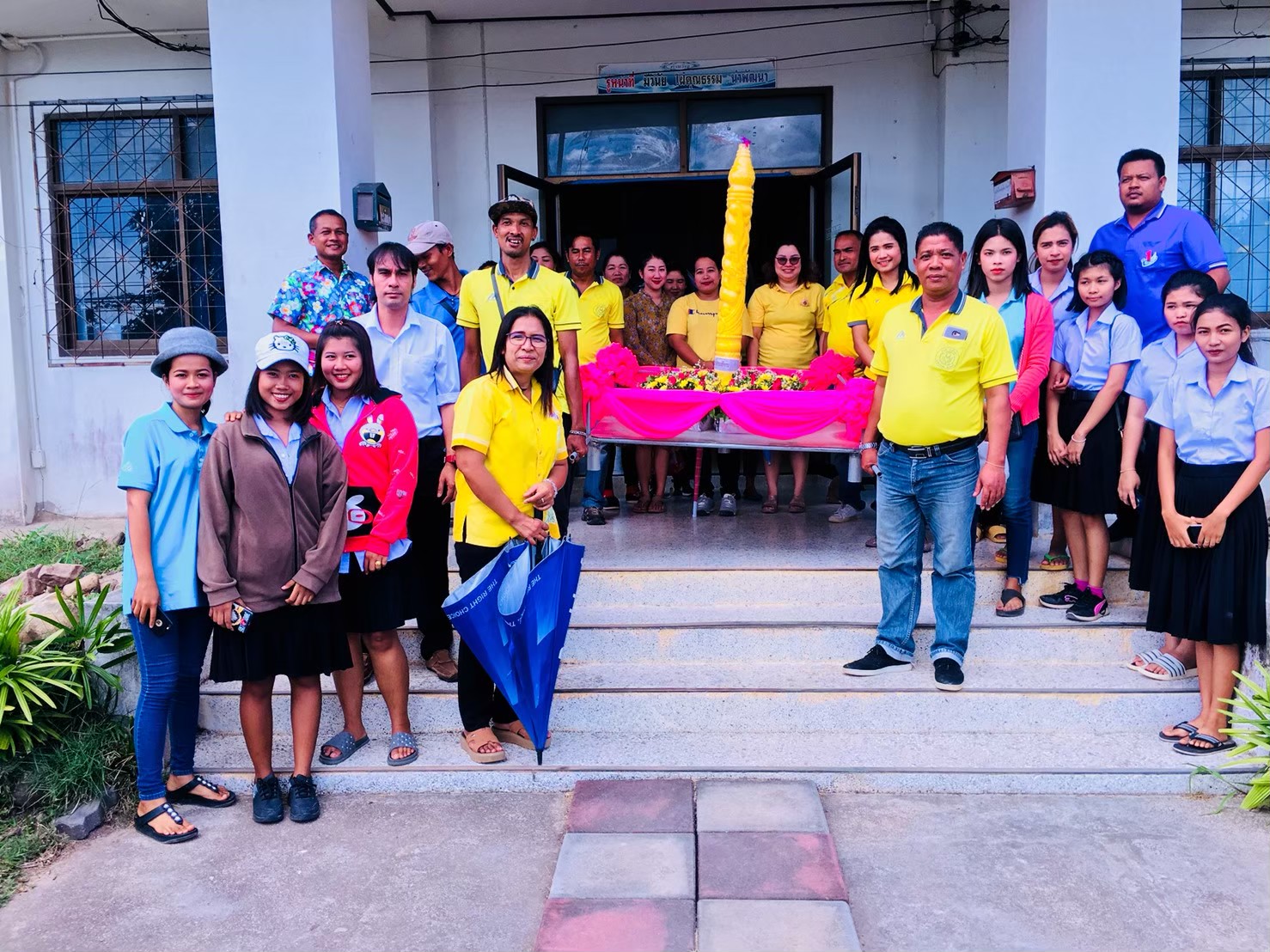 15 กรกฎาคม 2562 องค์การบริหารส่วนตำบลจัดโครงการส่งเสริมประเพณีทาง พระพุทธศาสนา ประเพณีถวายเทียนพรรษาประจำปี 2562